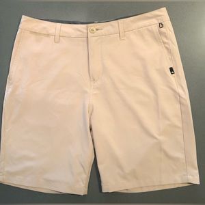 Quiksilver Men's Union Amphibian Hybrid 20 Inch Outseam Water Friendly Short